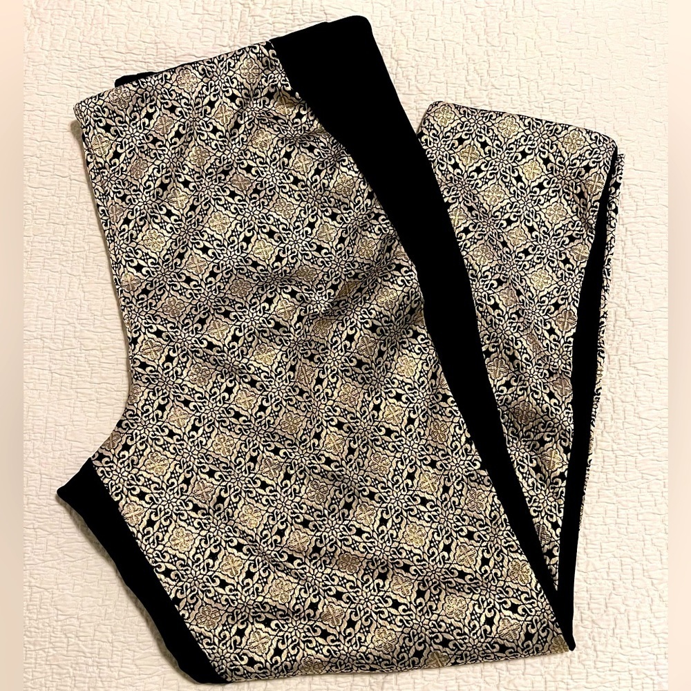 Lane Bryant Black & Gold Metallic Jacquard Ponte Slim Leg Pants size 18/20 - Picture 2 of 12